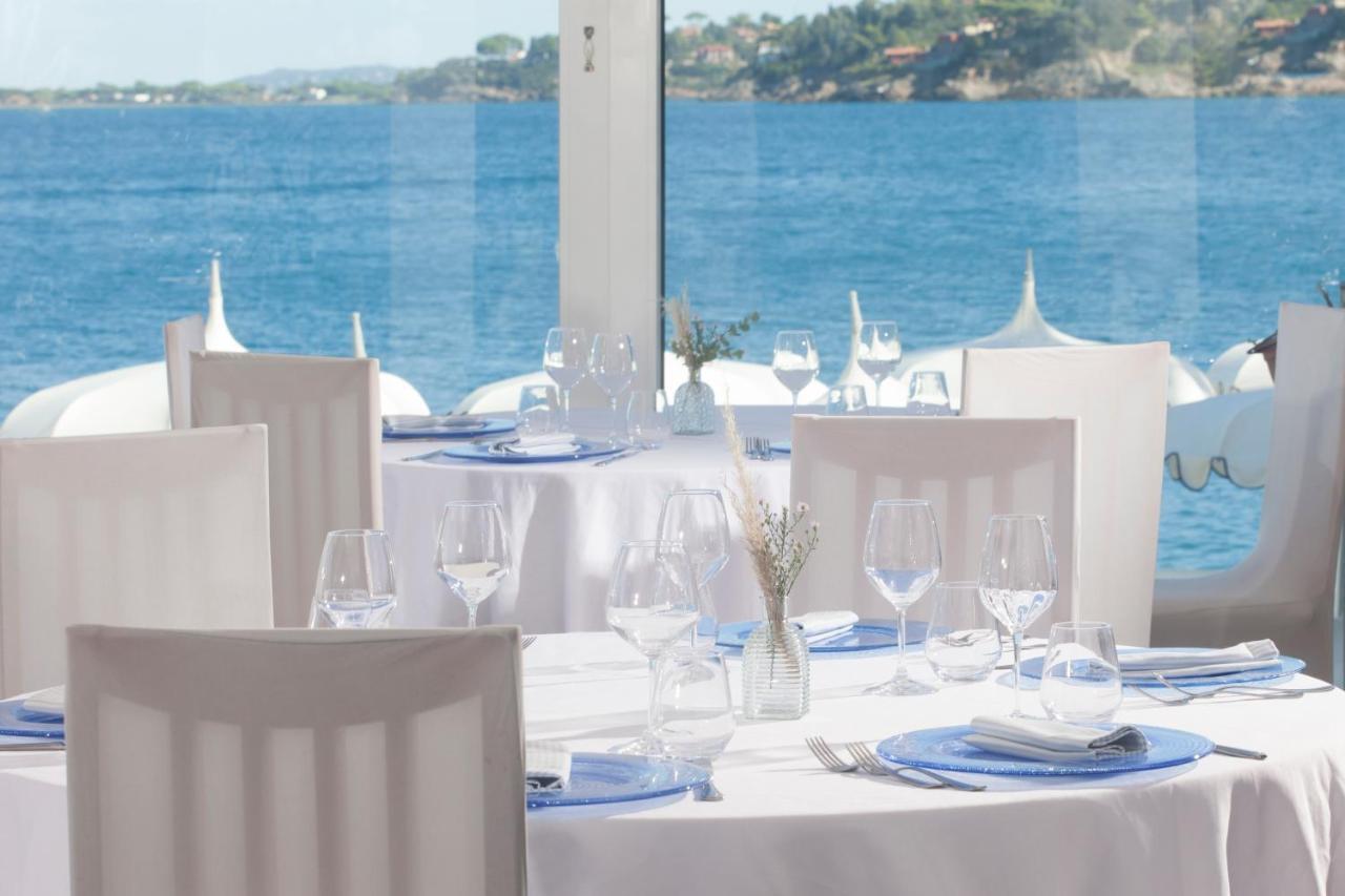Hotel La Caletta Порто Санто Стефано Екстериор снимка